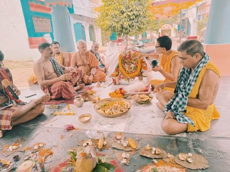 ଦିବ୍ୟସିଂହପୁର,ଭାଗିରଥିପୁରରେ ମହାଆଡ଼ମ୍ବରରେ ସମାପନ ହେଲା ଦେବ ଦମ୍ପତିଙ୍କ ବିବାହ