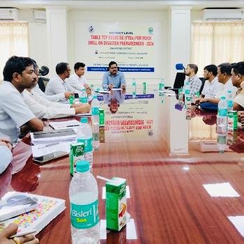 ପ୍ରାକୃତିକ ବିପର୍ଯ୍ୟୟ ମୁକାବିଲା ପାଇଁ ଜିଲ୍ଲାସ୍ତରୀୟ ଟେବୁଲ୍ ଟପ୍ ଏକ୍ସରସାଇଜ୍ ଅନୁଷ୍ଠିତ