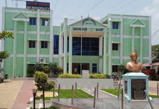 ପାରଳା ପୌର ପରିଷଦର ଅଜବ ନୀତି