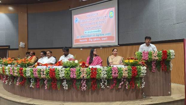 ଜିଲ୍ଲାର ଶିକ୍ଷା ବିଭାଗରେ ୧୬୯ ଜଣ କନିଷ୍ଠ ସହାୟକଙ୍କୁ ନିଯୁକ୍ତି ପତ୍ର ଆବଣ୍ଟନ