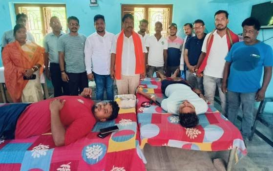 ପଦ୍ମପୁର ୟୁଥ୍ ଫର ଡେଭଲପମେଣ୍ଟ ହେଲପିଂ ସୋସାଇଟି ପକ୍ଷରୁ ରକ୍ତ ଦାନ କାର୍ଯ୍ୟକ୍ରମ