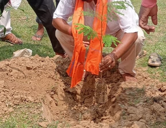 ଅସ୍ତରାଗ ଅବସରପ୍ରାପ୍ତ ସେବା ସଂଘ ବାଲିଆ ତରଫରୁ ବୃକ୍ଷ ରୋପଣ କାର୍ଯ୍ୟକ୍ରମ