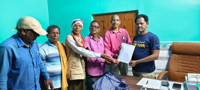 ବାବାସାହେବ ଆମ୍ବେଦକର ସେବା ସଂଘ ପକ୍ଷରୁ ବିଧାୟକଙ୍କୁ ଦାବିପତ୍ର