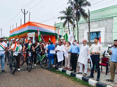 ବାଲେଶ୍ୱର ଜିଲ୍ଲାରେ ଶୁଭାରମ୍ଭ ହେଲା ଘରେ ଘରେ ତ୍ରିରଙ୍ଗା ଅଭିଯାନ