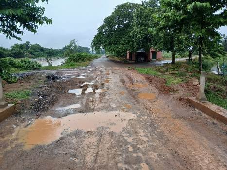 କଣିଆରୀ - ଖଳାଗଡ଼ିଆ କେନାଲ ରାସ୍ତା ପାଲଟିଛି ମରଣଯନ୍ତ୍ରା