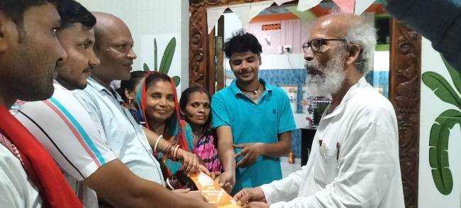 ବାଲିଆପାଳ ବ୍ଲକ୍ ଅନ୍ତର୍ଗତ ଲଙ୍ଗଳେଶ୍ବର ଓ କାଳିପଦା ମଣ୍ଡଳରେ ସାଂସଦଙ୍କ ସଦସ୍ୟତା ଅଭିଯାନ