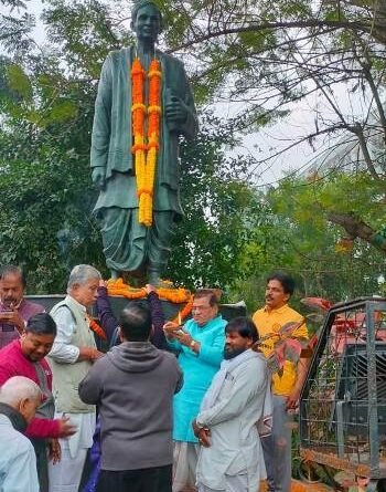 କାନ୍ତକବି ଲକ୍ଷ୍ମୀକାନ୍ତ ଥିଲେ ଓଡ଼ିଆ ଭାଷା ସାହିତ୍ୟ ର ମାର୍ଗଦର୍ଶକ