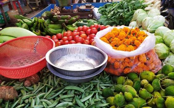 ଆସିକାରେ ପନିପରିବା ଦର ଆକାଶ ଛୁଆଁ