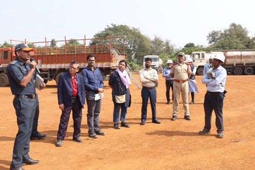 ଗ୍ରାସୀମ ଇଣ୍ଡୋଷ୍ଟିଜରେ କ୍ଲୋରିନଲିକ ସତର୍କତା ନେଇ କର୍ମଶାଳା