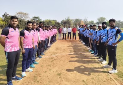 ପୁଲଓ୍ବାମା ବିସ୍ଫୋରଣରେ ସହୀଦ ଯବାନଙ୍କ ସ୍ମୃତି ଉଦ୍ଦେଶ୍ୟରେ ବନ୍ଧୁତ୍ଵପୂର୍ଣ କ୍ରିକେଟ ମ୍ୟାଚ