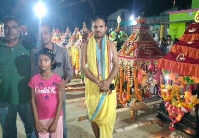 ନାଉଗାଁର ବେଣାପଡା ଗ୍ରାମରେ ୧୦ ଦୋଳ ମେଲଣ ଉତ୍ସବ