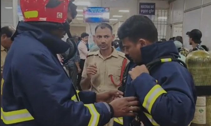 ପୁଣି ଏସସିବି ମେଡ଼ିକାଲରେ ଅଗ୍ନିକାଣ୍ଡ, ନନ୍ ଟ୍ରମା କାଜୁଆଲଟିରେ ଲାଗିଲା ନିଆଁ