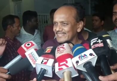 କଟକରେ ଭୁଶୁଡି ପାରେ ବିଜେଡ଼ି ଗଡ଼ ; ପ୍ରଭାତ ବିଶ୍ୱାଳଙ୍କ ବାସଭବନରେ ରୁଦ୍ଧଦ୍ୱାର ବୈଠକ