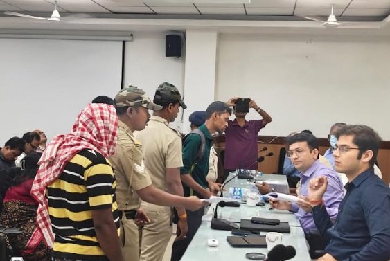 ଜିଲ୍ଲାପାଳ ଓ ଆରକ୍ଷୀ ଅଧୀକ୍ଷକଙ୍କ ମିଳିତ ଜନଶୁଣାଣୀ କାର୍ଯ୍ୟକ୍ରମ