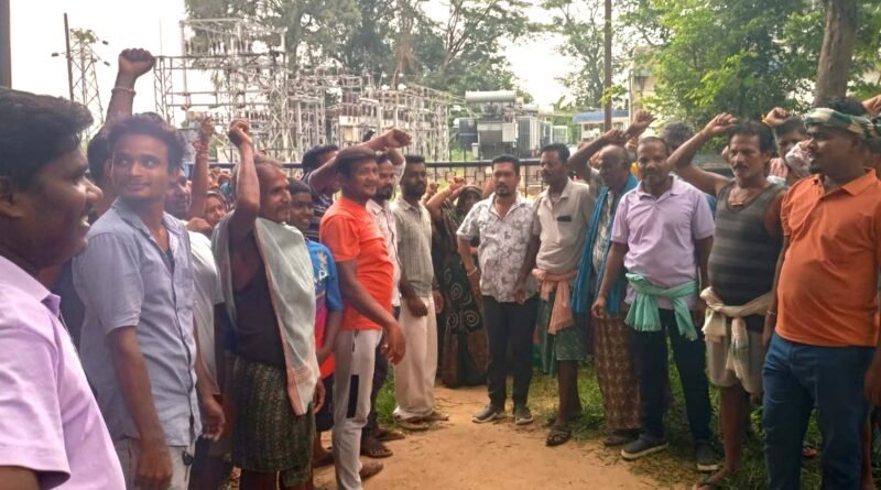 ବିଦ୍ୟୁତ୍ ବିଭାଗର ଚରମ ଅବହେଳା ଅଭିଯୋଗ : ୭ ଦିନ ଧରି ବିଦ୍ୟୁତ ପାଇବାରୁ ବଞ୍ଚିତ ଉପଭୋକ୍ତା