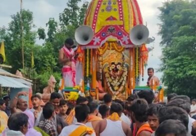୩୪ ବର୍ଷ ପରେ ପ୍ରଥମ ଥର ପାଇଁ ରଥରେ ବିଜେ କଲେ କାଳିଆ ସାଆନ୍ତ