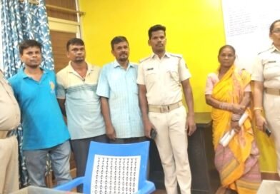 ସରକାରୀ ଜମି ଦଖଲକୁ ନେଇ ଗୋଷ୍ଠୀ ସଂଘର୍ଷ : ୩ ମହିଳାଙ୍କ ସମେତ ୯ ଗିରଫ