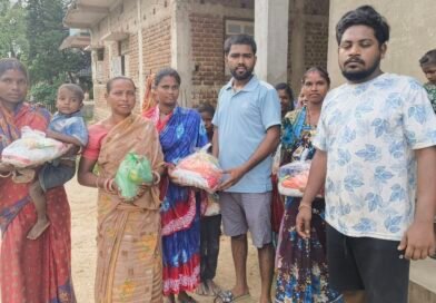 ଜାବିନୀପୁର ଗ୍ରାମରେ ବିଜେପି ପକ୍ଷରୁ ରିଲିଫ ବଣ୍ଟନ