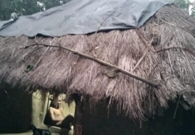 ପକ୍ଷାଘାତଗ୍ରସ୍ତ ଦେବେନ୍ଦ୍ରଙ୍କୁ ସରକାରୀ ସହାୟତା ଅପେକ୍ଷା: ନାହିଁ ଭିନ୍ନକ୍ଷମ ଭତ୍ତା, ନାହିଁ ଆବାସ ଘର