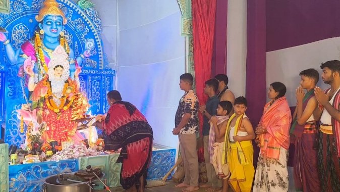 ଚତୁର୍ଥ ଦିନରେ ମା’ ଗଜଲକ୍ଷ୍ମୀଙ୍କ ପୂଜା